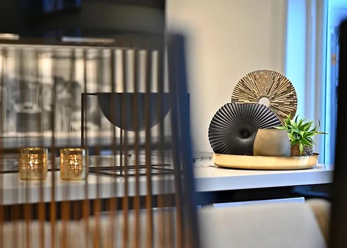 Historic And Exclusive Apartmán