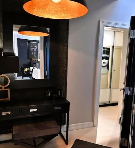 アパート Historic And Exclusive ベルゲン