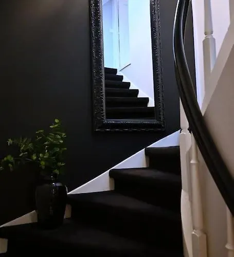 アパート Historic And Exclusive ベルゲン